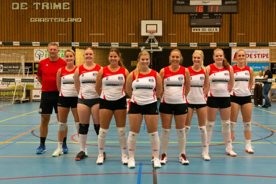 Teamfoto Dames 2 van volleybalvereniging DBS Balk, seizoen 2025-2026